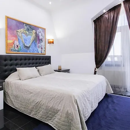 Apartment Panoramic 1-br In The Heart Of Odesa