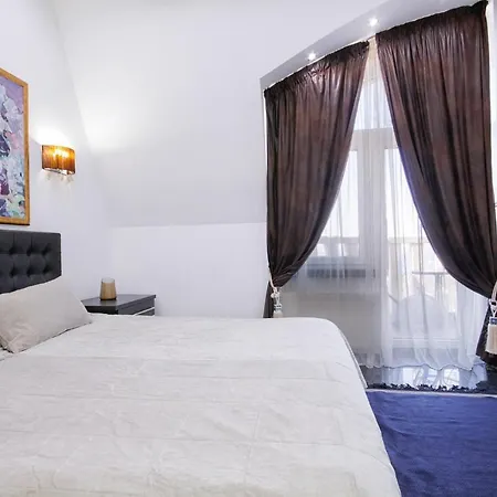 Apartment Panoramic 1-br In The Heart Of Odesa