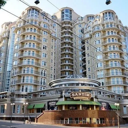Panoramic 1-br In The Heart Of Apartment Odesa